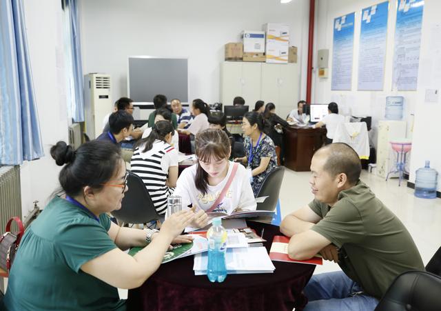 圓技術(shù)成才夢，在西安選擇高職教育正當(dāng)其時——技術(shù)咨詢篇